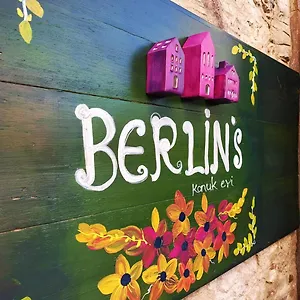  Otel Berlin's